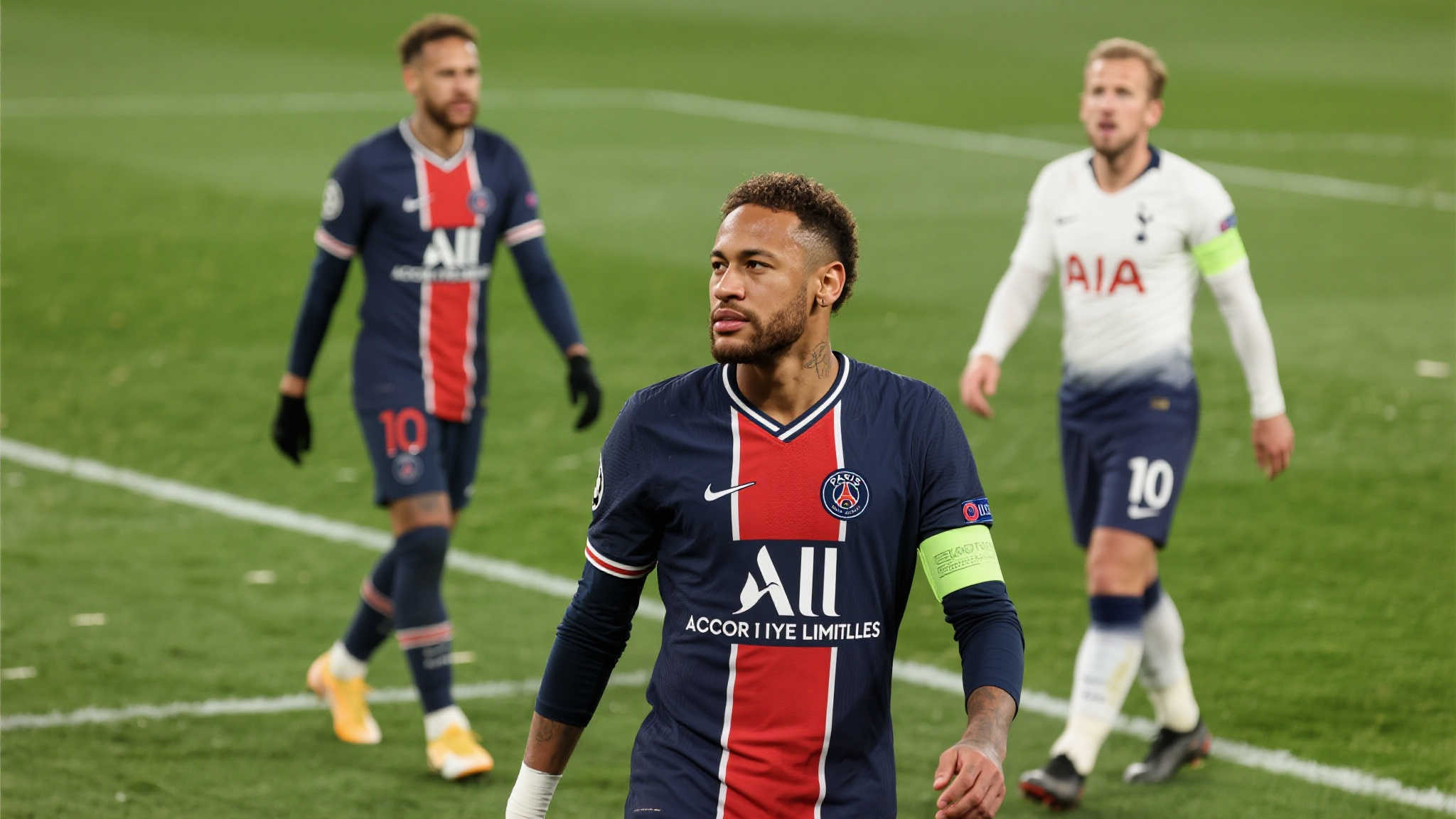 三：案例分析-类似转会的两难抉择
回顾近年来的转